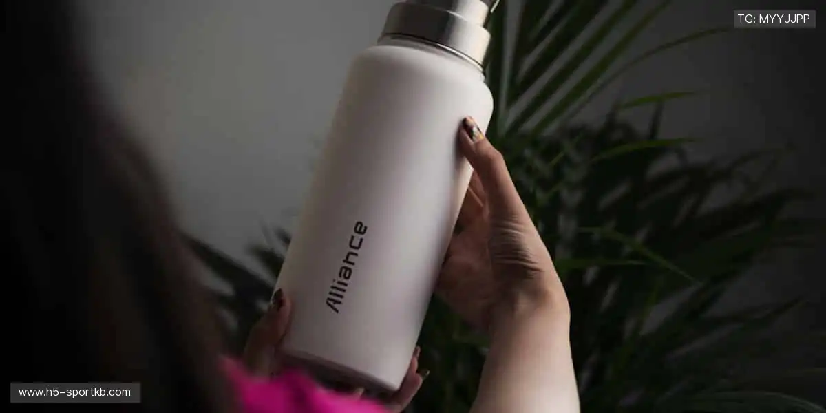 🎮互动直播,弹幕狂欢!🎉参与竞猜,赢取丰厚赛事好礼!